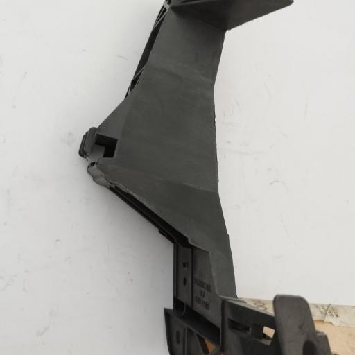 SOPORTE PARAGOLPES TRASERO DERECHO OPEL OMEGA A [1]