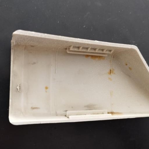 TAPA BISAGRA IZQUIERDA SEAT PANDA MARBELLA Y TRANS [1]