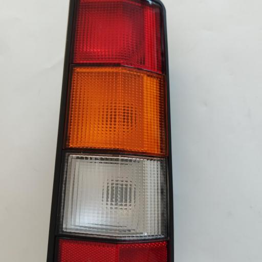 PILOTO TRASERO DERECHO RENAULT EXPRESS