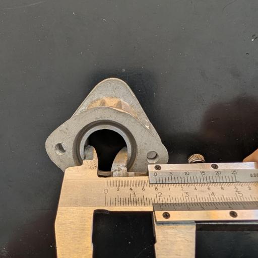 SOPORTE CARBURADOR SEAT 600 [5]