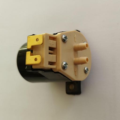 BOMBA LIMPIA PARABRISAS CITROEN C15 Y PEUGEOT [0]