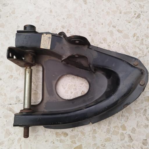 BRAZO INFERIOR IZQUIERDO RENAULT 5 MODERNO [1]