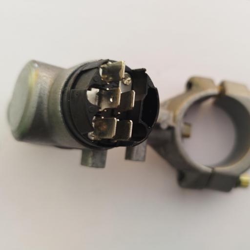CLAUSOR O LLAVE CONTACTO NISSAN TERRANO 2 [1]