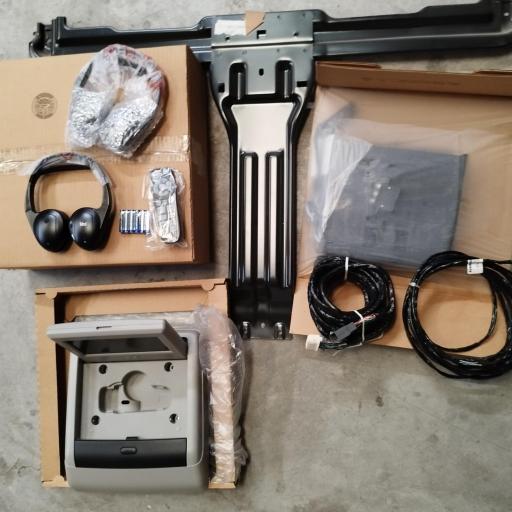 KIT PANTALLA TECHO JEEP CHEROKEE Y OTROS K-82211245AB [1]
