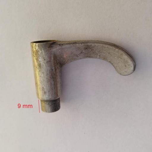 MANECILLA PUERTA CITROEN 2 CV CON ALOJAMIENTO PARA BOMBILLO [0]