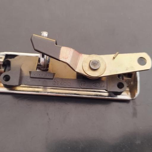 MANECILLA EXTERIOR DERECHA CROMADA FORD FIESTA MK1 [1]