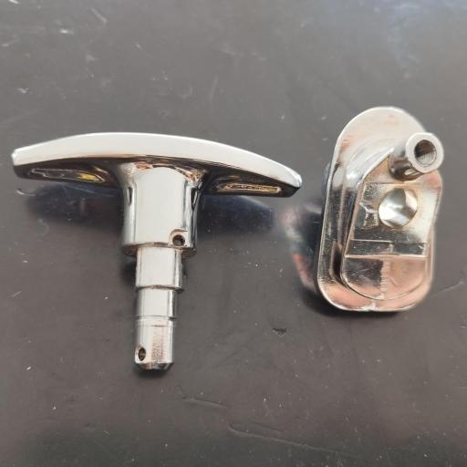 MANECILLA PORTON TRASERO RENAULT 4 SIN BOMBILLO [2]