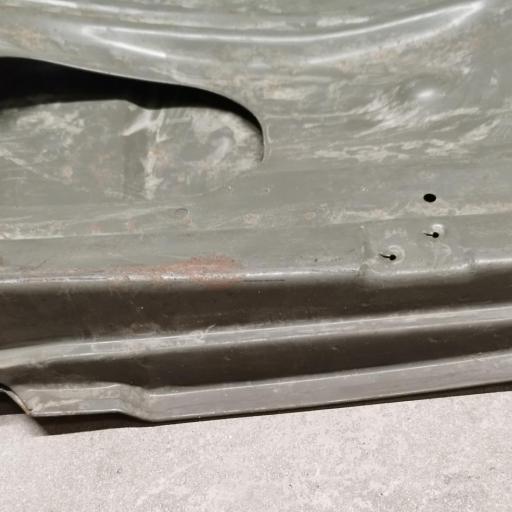 PUERTA TRASERA DERECHA RENAULT 4 PRIMERA SERIE [2]