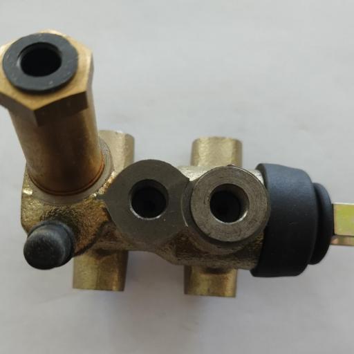 REPARTIDOR FRENO ALFA ROMEO 33 [1]