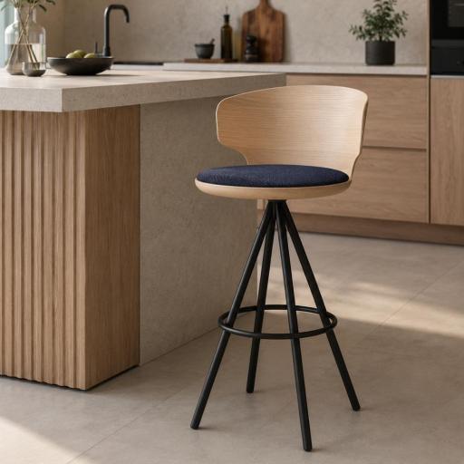 Taburete Alcor Aspa con brazos de Cancio [2]