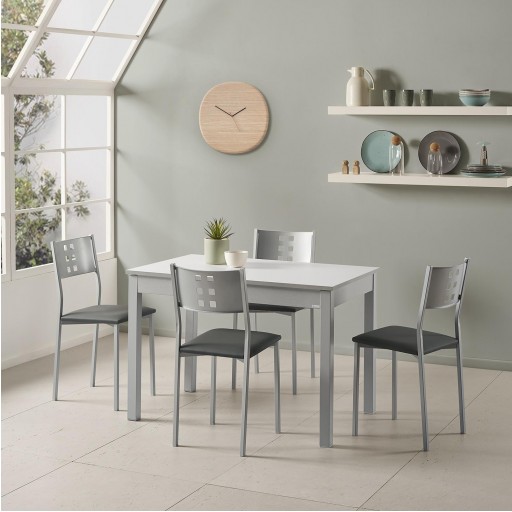 Silla Fany de Velasco con diferentes acabados [1]