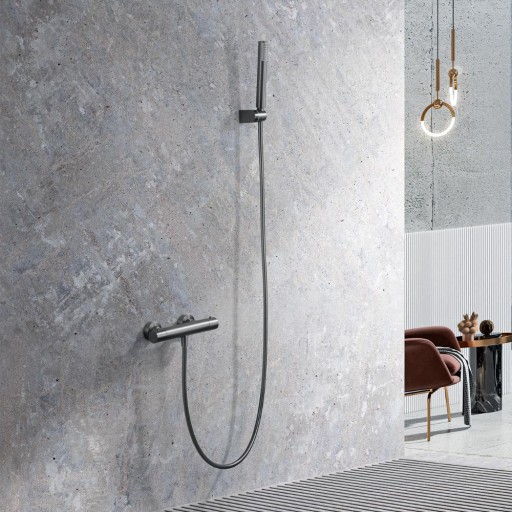 Grifo de baño termostático Monza black gun metal de Imex [1]