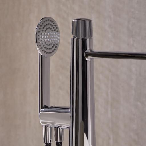 Grifo de pie para bañera de Sanycces [0]
