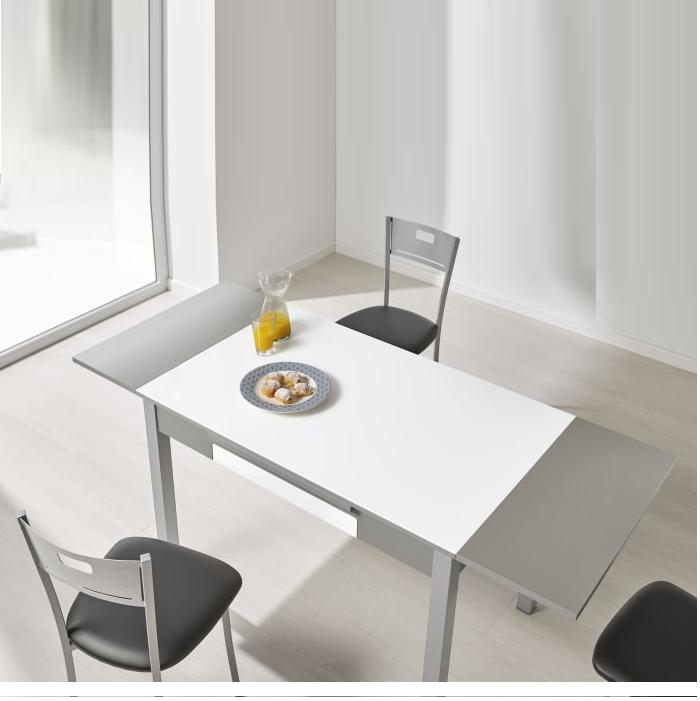 Mesa de cocina extensible moderna modelo Delta de la marca Velasco