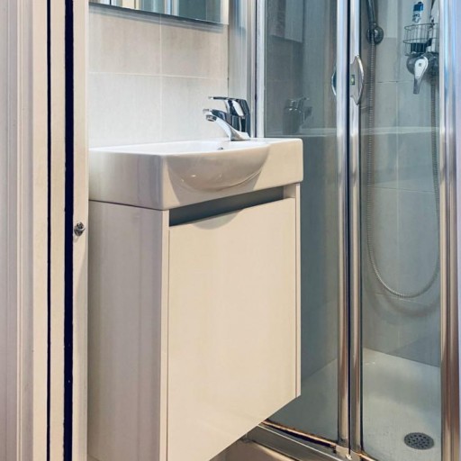 Mueble de baño Slim suspendido 1 puerta promo de Avila Dos [5]