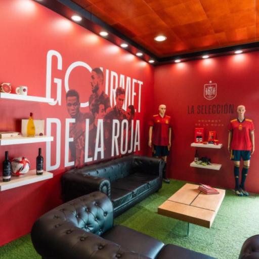 CUARTO GOURMET DE LA ROJA. [3]