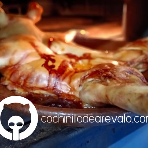 Cochinillo de Arévalo Asado en Horno de Leña (8-10 raciones) Tradición desde 1875 [2]