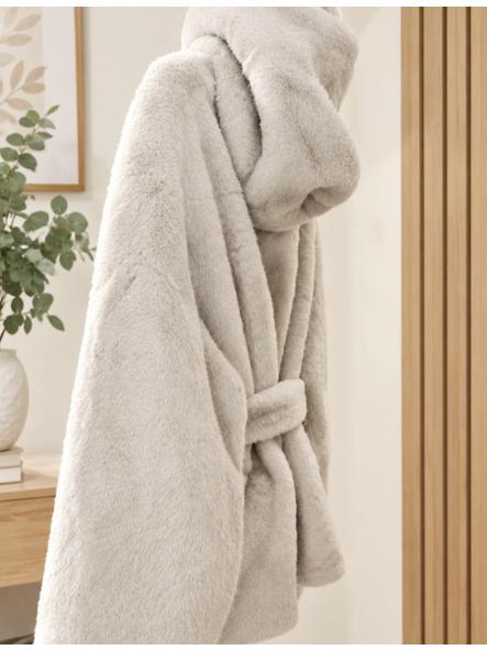 AINSA. CHAQUETÓN TIPO VISON CON CAPUCHA COLOR NATURAL [1]