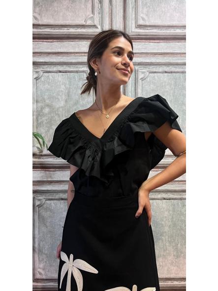 LEOTTA. BLUSA NEGRA