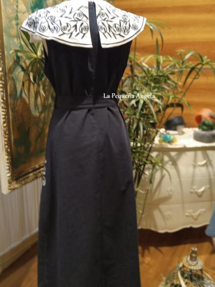 MEDITERRANO. VESTIDO MARINO CON CUELLO BLANCO [3]