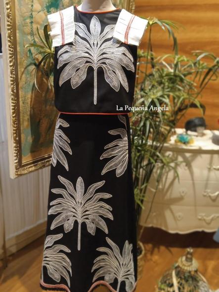 OASIS.  CONJUNTO TOP Y FALDA