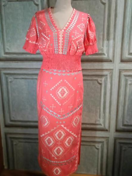 SANDY. CONJUNTO TOP Y FALDA EN CORAL [0]