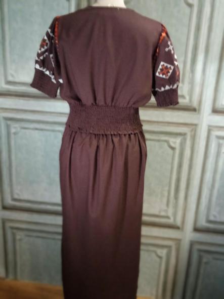 SANDY. CONJUNTO TOP Y FALDA MARRON [3]