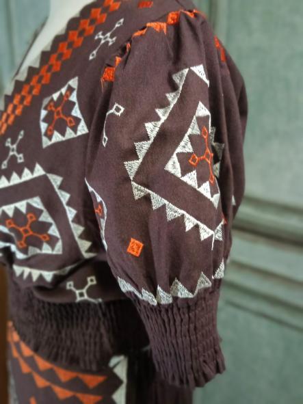 SANDY. CONJUNTO TOP Y FALDA MARRON [2]
