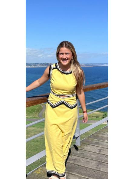 ARUBA . VESTIDO AMARILLO Y NEGRO