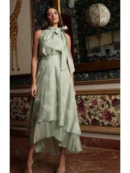 TAYLOR. CONJUNTO BORDADO VERDE AGUA