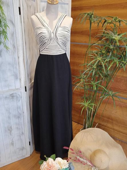 ETIOPIA. VESTIDOS NEGRO