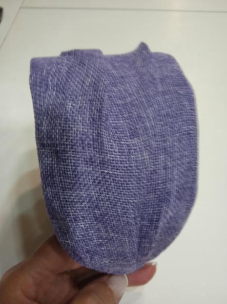 EL10 CORONA MUJER EN MORADO [1]