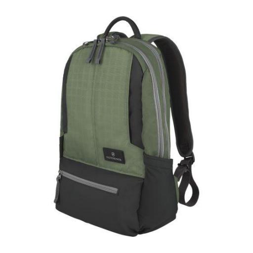 Mochila Victorinox Backpack liviana para portatil de 15" 32388301