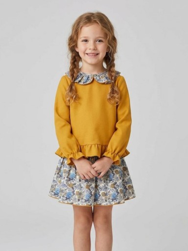 Daniesty Conjunto Blusa Mostaza Volante Estampado Cuello Falda Braguita Estampado flores Azul Familia Anai 014