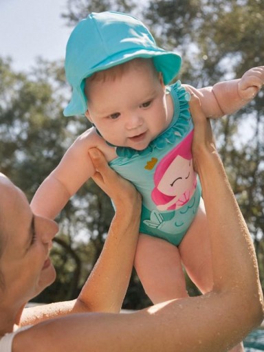 Mayoral Bañador con Gorro Proteccion solar 40+  25-01764-093 Sirena