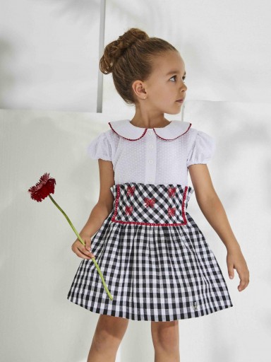 Nekenia Vestido Infantil Vuelo Cuerpo Piqué Blanco Cuello Bebé Falda Cuadros Negro  Bordados Rojo 2321807 [0]
