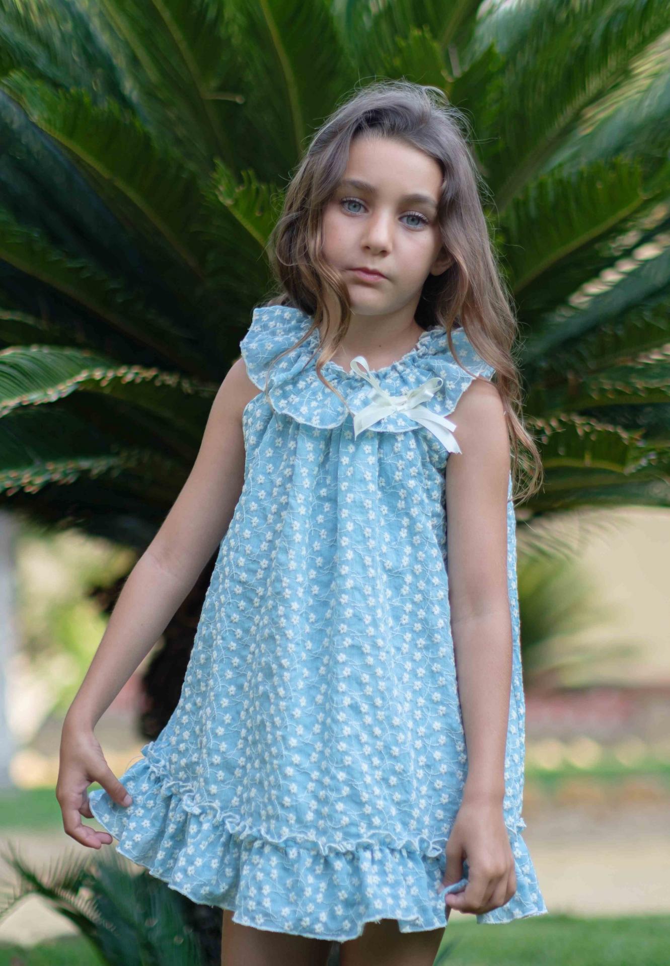 Nekenia Vestido Infantil Evasé Azul Bordado Cuello Volante Lazada Crudo 24VV15