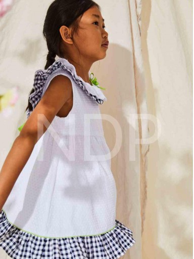 Nekenia Vestido Infantil Piqué Blanco Volantes Cuadros Marino Vivo Verde Lima 23VV20 [1]