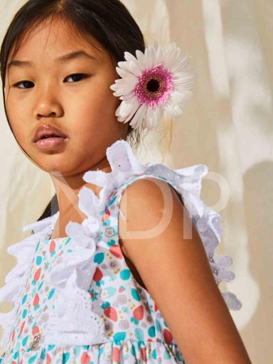 Nekenia Vestido Infantil Vuelo Estampado Floral Fresas Volantes Tira Bordada Blanco 23VV30 [3]