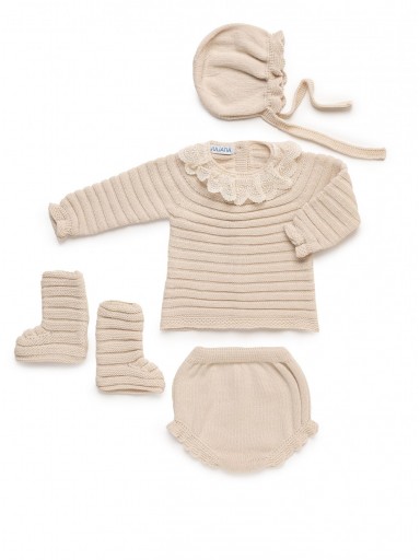 Juliana Vistiendo Bebés Conjunto  Jersey, Ranita, Gorro, Botas Punto Lines "Sonata" 25578 Crema [1]