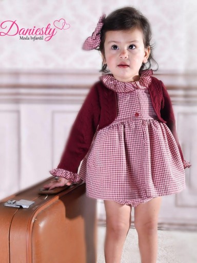 Daniesty Jesusito Braguita y Vestido Cuadro Vichy Mangas granate  Familia Belen 021 [0]