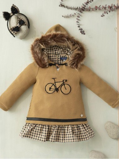 Basmarti Vestido Infantil Cuerpo Punto Camel Aplicación Bicicleta Capucha Pelo Tormenta 23111