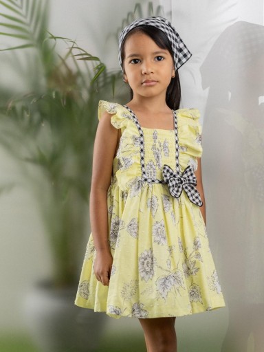 Basmarti Vestido Infantil Plumeti Amarillo Isabel I estampado flores lazada cuadros Isabel I 25270