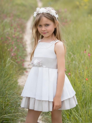 Miranda vestido Ceremonia infantil  beig  volante camel fajin con aplicacion floral "Octante" 0233/V