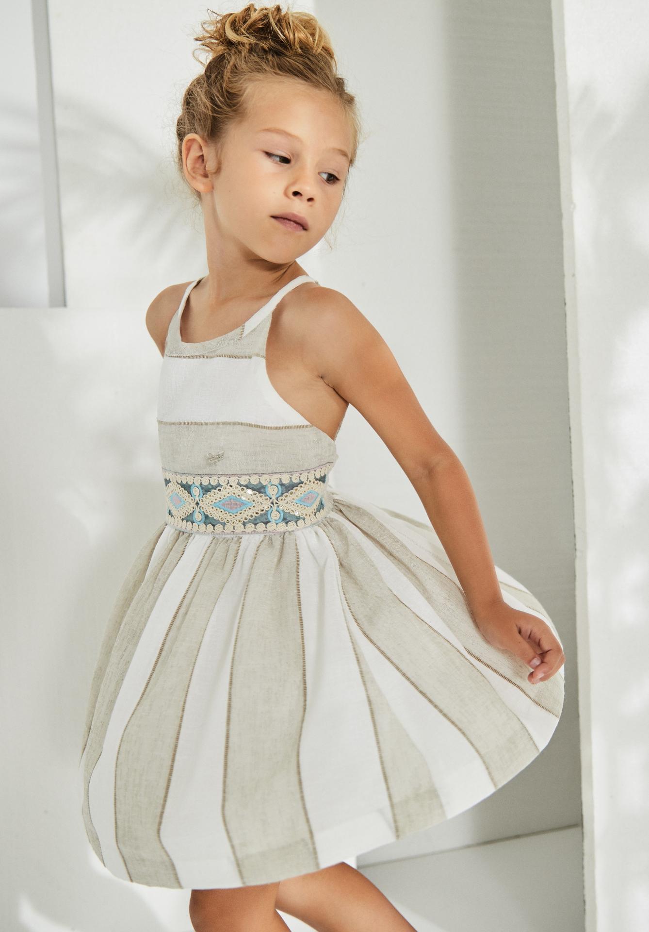 Nekenia Vestido Infantil Rayas Beig Bordado Cintura Escote Halter Espalda 2321803