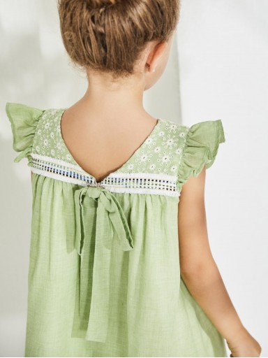 Nekenia Vestido Infantil Verde Oliva Canesú Bordado Volante Hombros 2321808 [1]