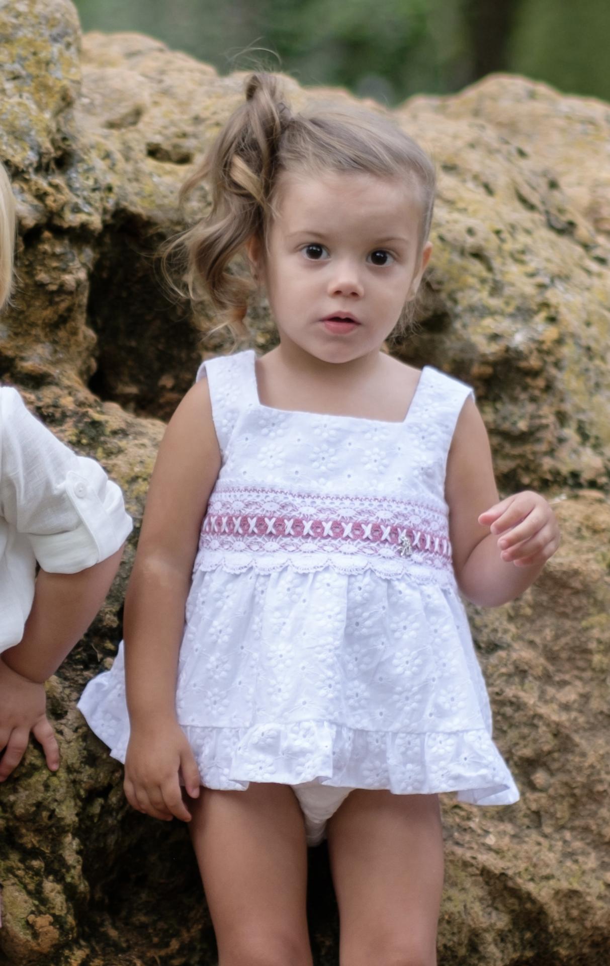 Nekenia Vestido Bebé Vuelo Algodón Bordado Bolillos Contraste Rosa con Braguita 2421015