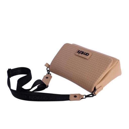 Bolso bandolera con solapa amichi beige PI5347 004 [3]