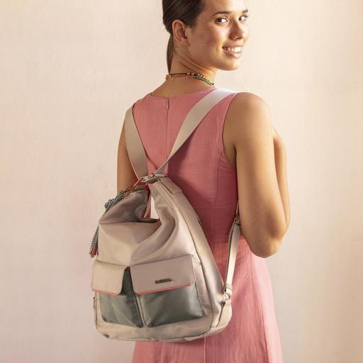 Bolso de brazo o mochila gabol nayade beige 605336 [7]