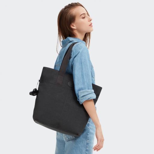 Bolso tote kipling hanifa negro I7937 P39 [5]